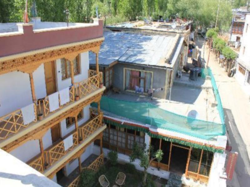The Auspicious Hotel Leh Exterior photo