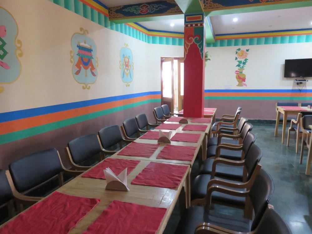 The Auspicious Hotel Leh Exterior photo